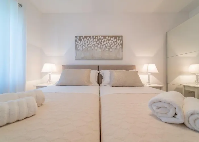 Apartman Mary Ann 2 *